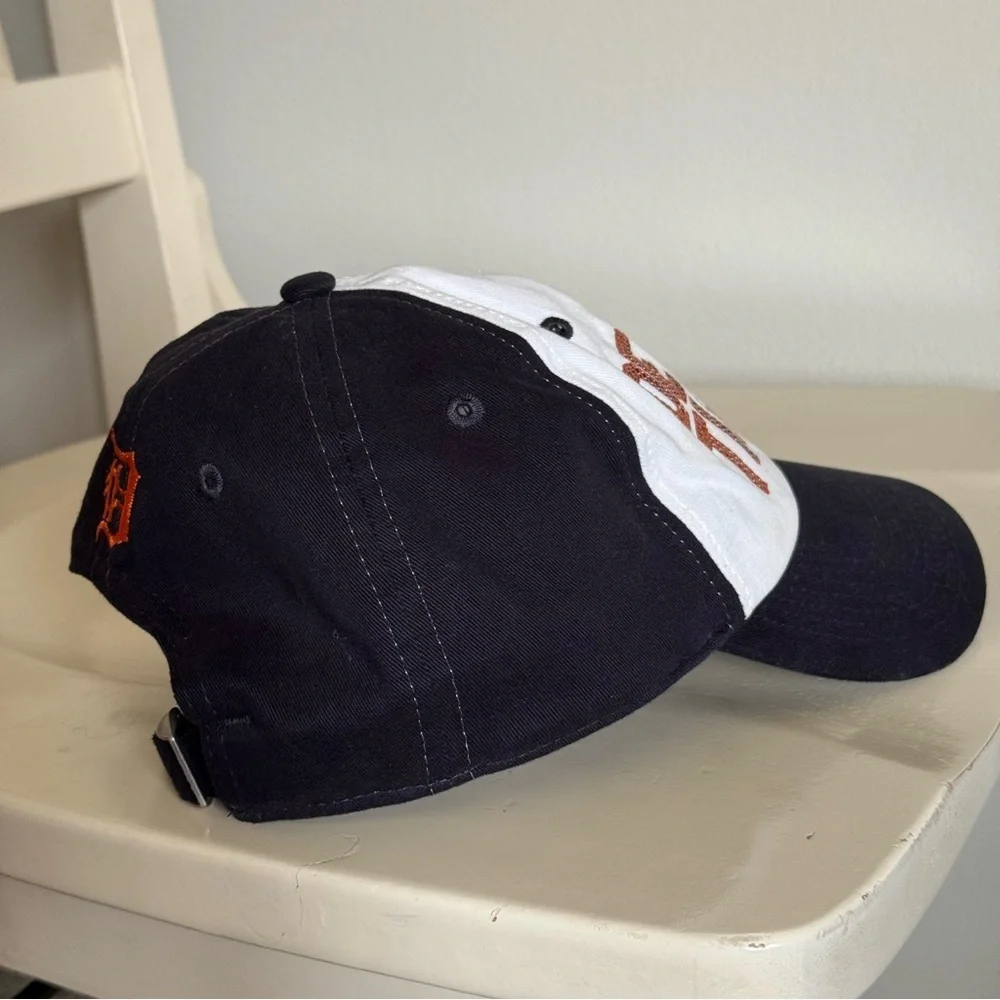 Victoria's Secret PINK x 47 Brand Detroit Tigers Hat Baseball Hat Orange Sequins